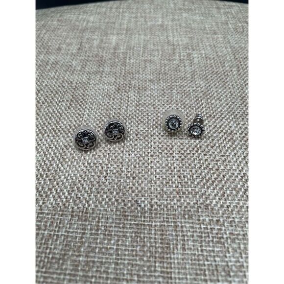 Bundle of 2 pair Brighton Earrings Betsey Mini Post and Twinkle Mini Post Stampe - Picture 1 of 9